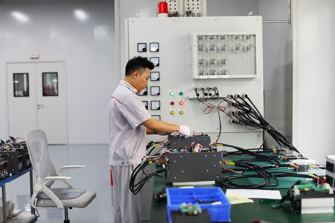 工业加热为什么要用调功器？普通电源无法替代的原因
